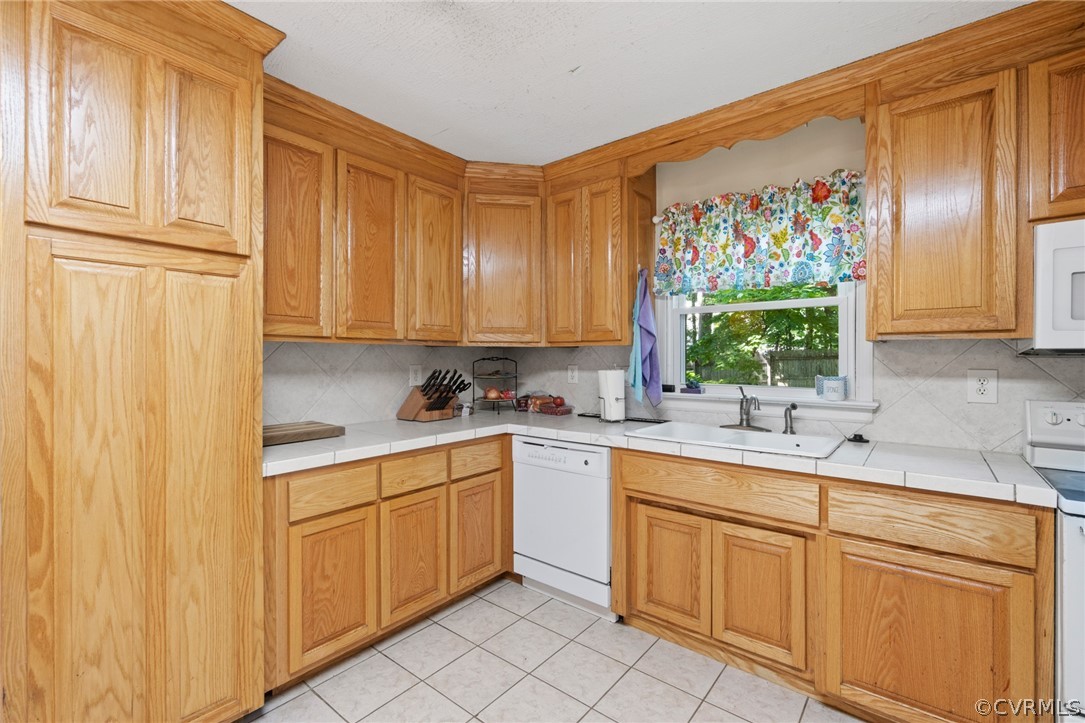 1012 Spirea Road Chesterfield, VA 23236 - Photo 8 of 35 Gallery Image 8