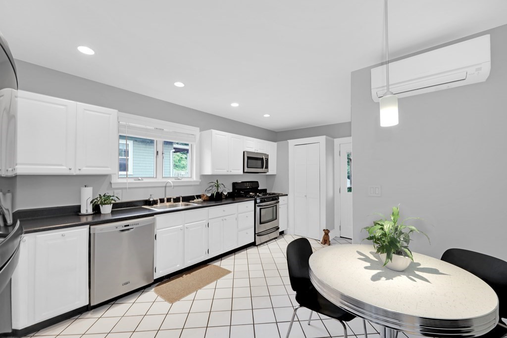188-190 Manthorne Road Boston, MA 02132 - Photo 21 of 37 Gallery Image 21