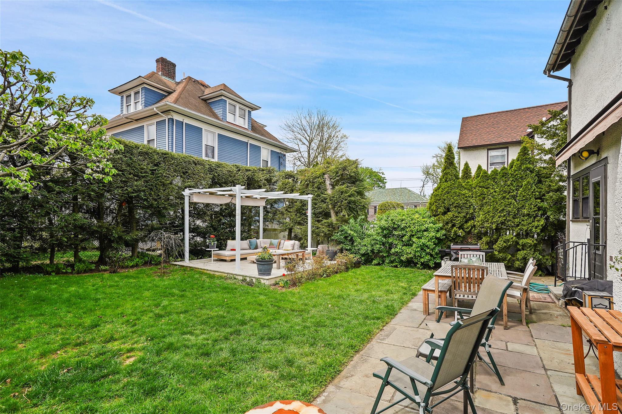 7 Bogert Place Bronxville, NY 10708 - Photo 29 of 34