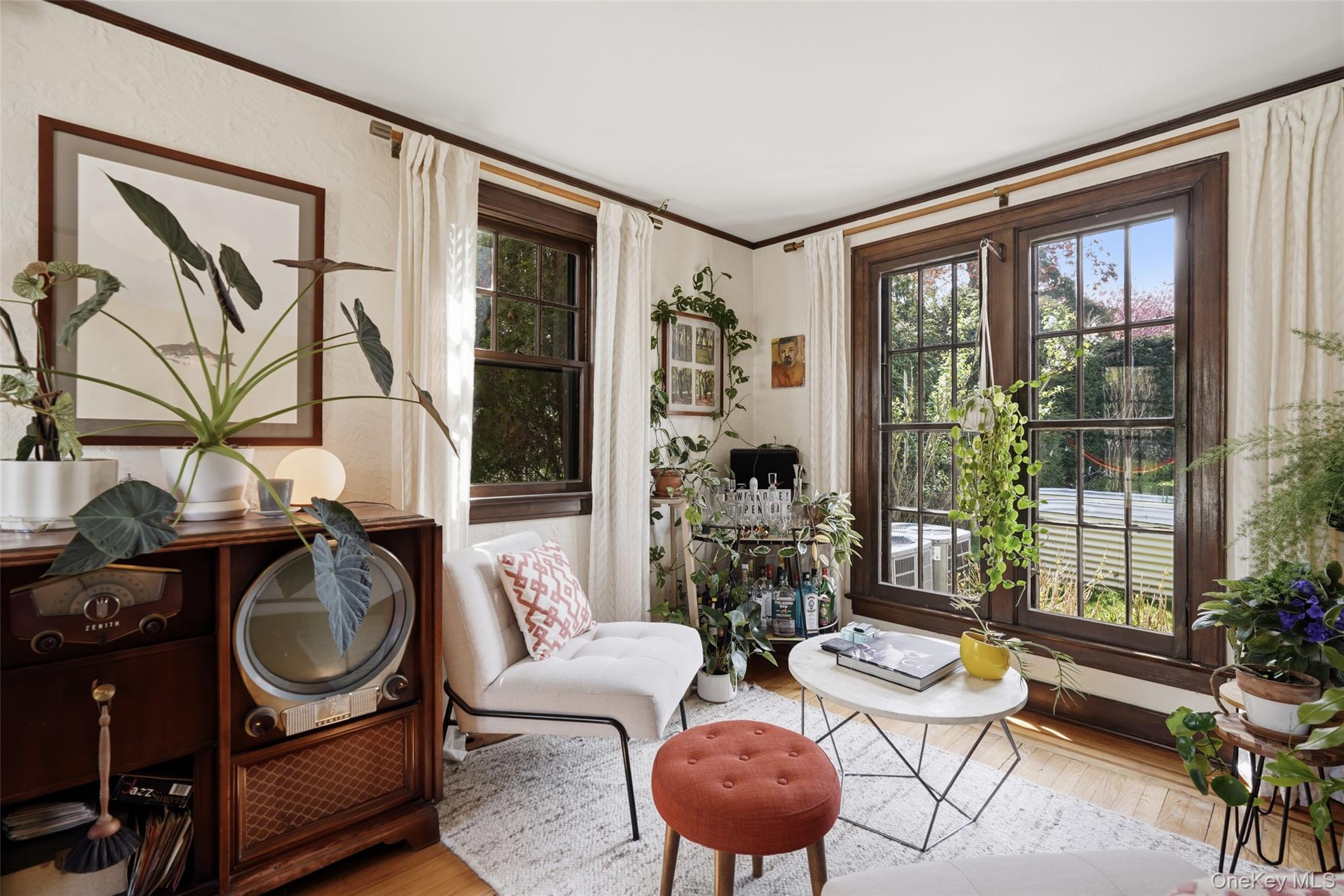 7 Bogert Place Bronxville, NY 10708 - Photo 10 of 34 Family Room