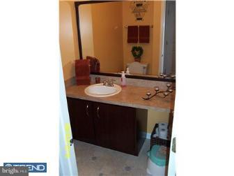 11964 Academy Road Philadelphia, PA 19154 - Photo 3 of 12 Bathroom