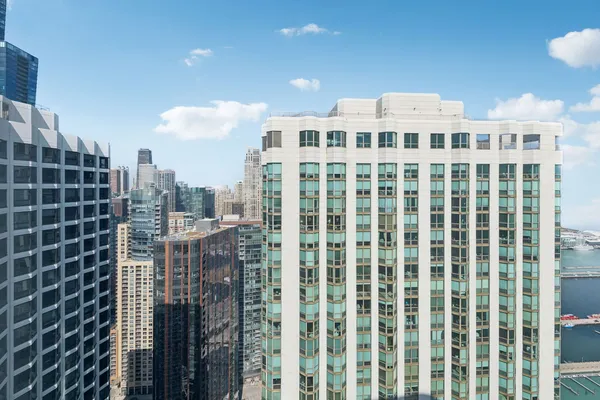 $429,000 | 155 North Harbor Drive, Unit 5404, Chicago, IL 60601