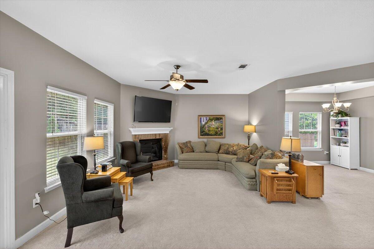 4513 Hermosa Road Crestview, FL 32539 - Photo 12 of 42 12-IMG_5238