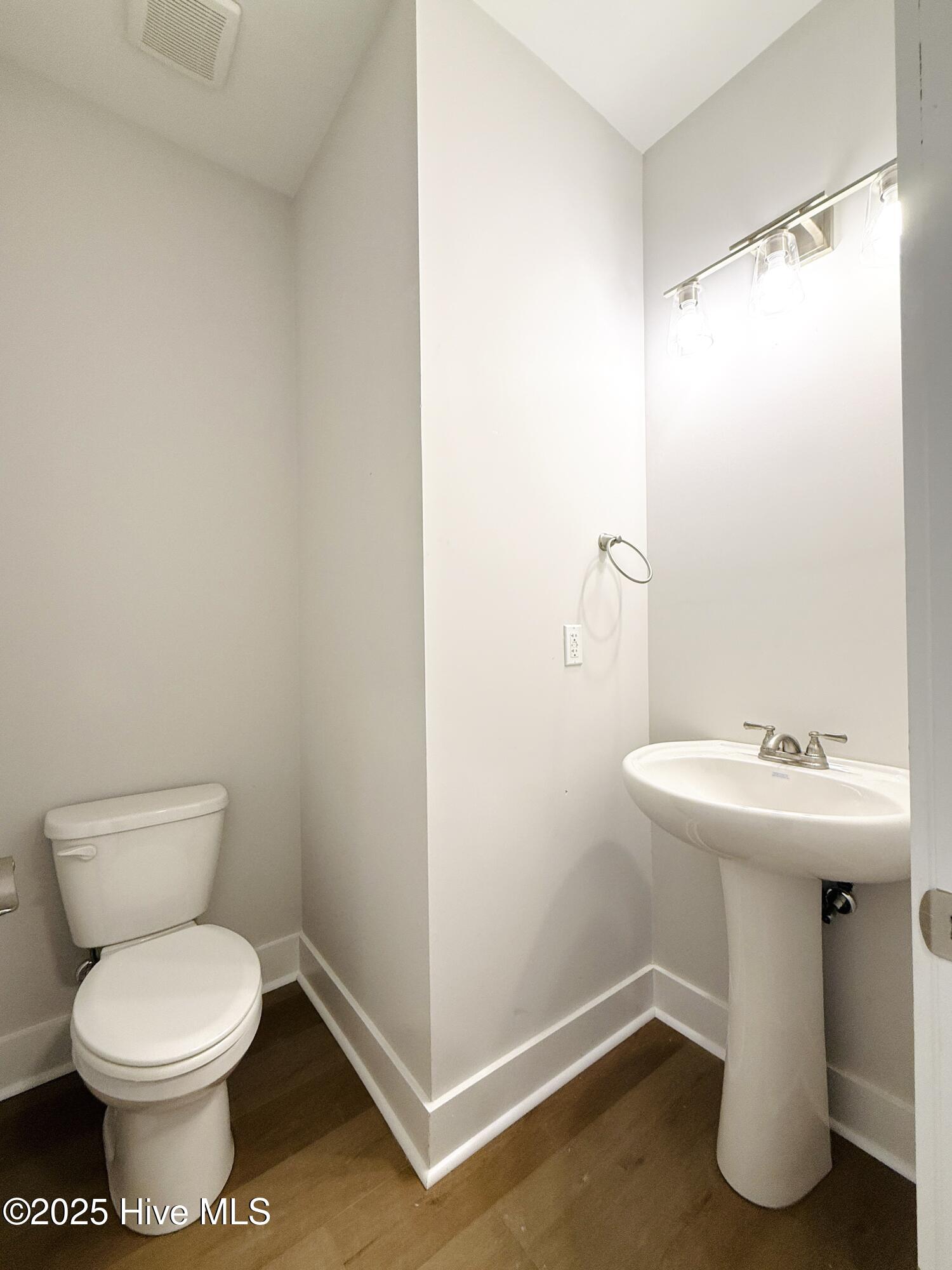 206 Scott Avenue Vass, NC 28394 - Photo 16 of 34 IMG_2030