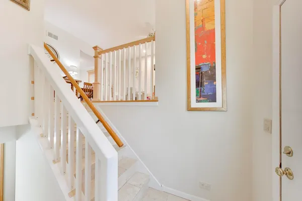 $599,000 | 111 South Brighton Place, Arlington Heights, IL 60004