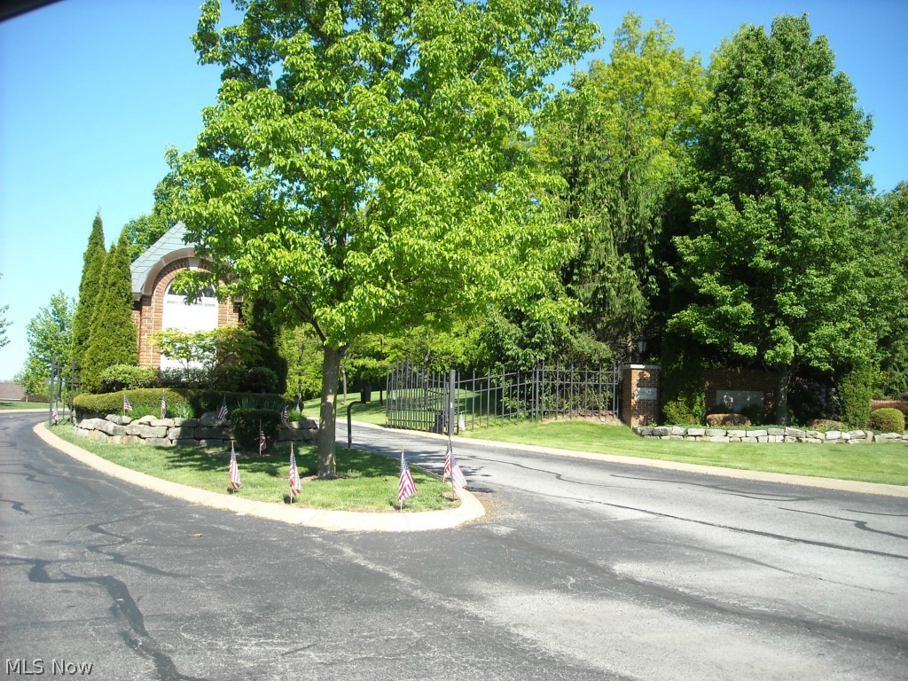 172 Wilcox Road Youngstown, OH 44515 - Photo 23 of 25 Gallery Image 23