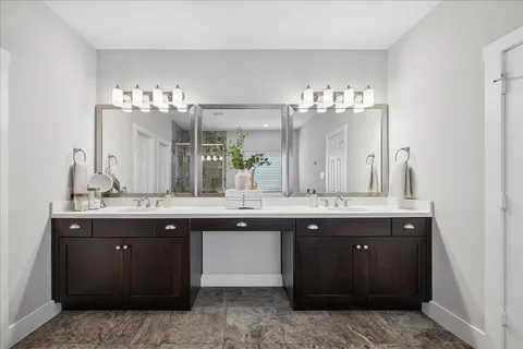 $515,000 | 2416 Couch Street, Houston, TX 77008