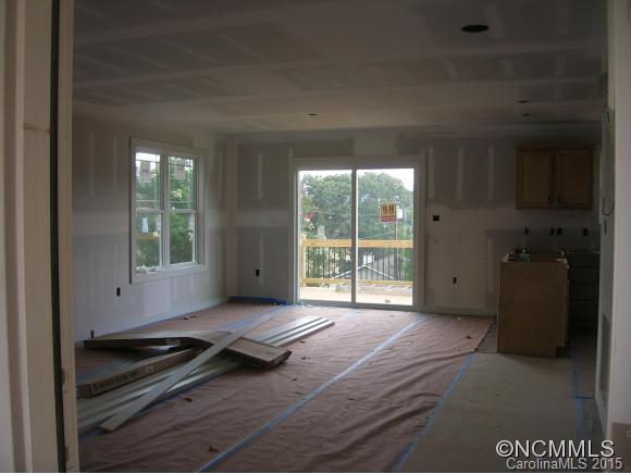 39 Rash Road Asheville, NC 28806 - Photo 3 of 6 Gallery Image 3