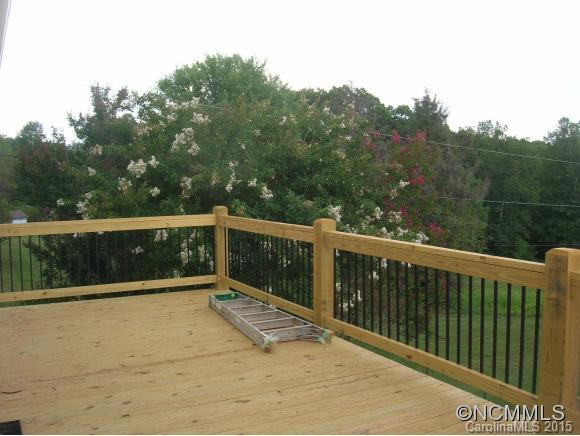 39 Rash Road Asheville, NC 28806 - Photo 5 of 6 Gallery Image 5