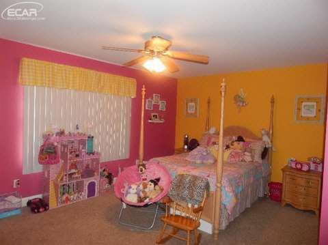 5515 Coldwater Road Flint, MI 48504 - Photo 26 of 44 20435865-25.JPG