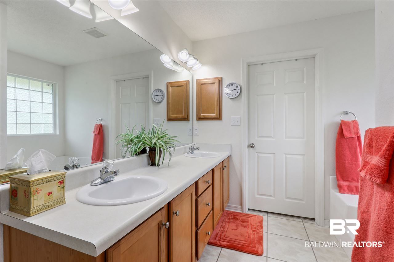 12452 Capulet Drive Foley, AL 36535 - Photo 15 of 28