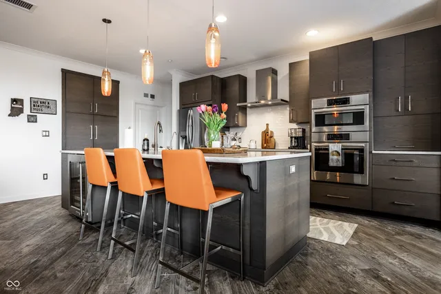 $3,500 | 435 Virginia Avenue, Unit 706, Indianapolis, IN 46203