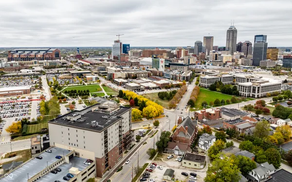 $3,500 | 435 Virginia Avenue, Unit 706, Indianapolis, IN 46203