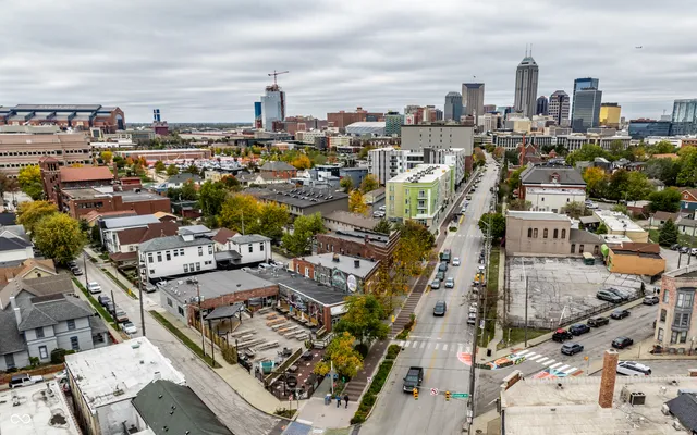 $3,500 | 435 Virginia Avenue, Unit 706, Indianapolis, IN 46203