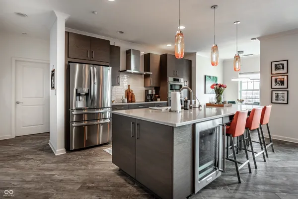 $3,500 | 435 Virginia Avenue, Unit 706, Indianapolis, IN 46203