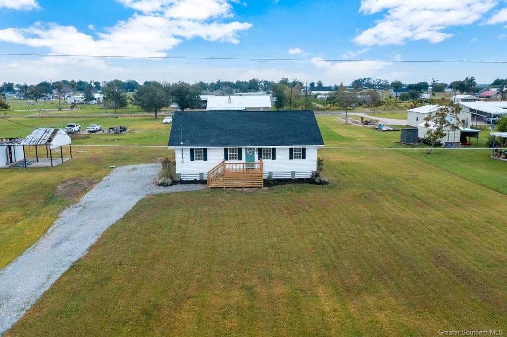 127 Kathy Road Lake Charles, LA 70607 - Photo 3 of 17