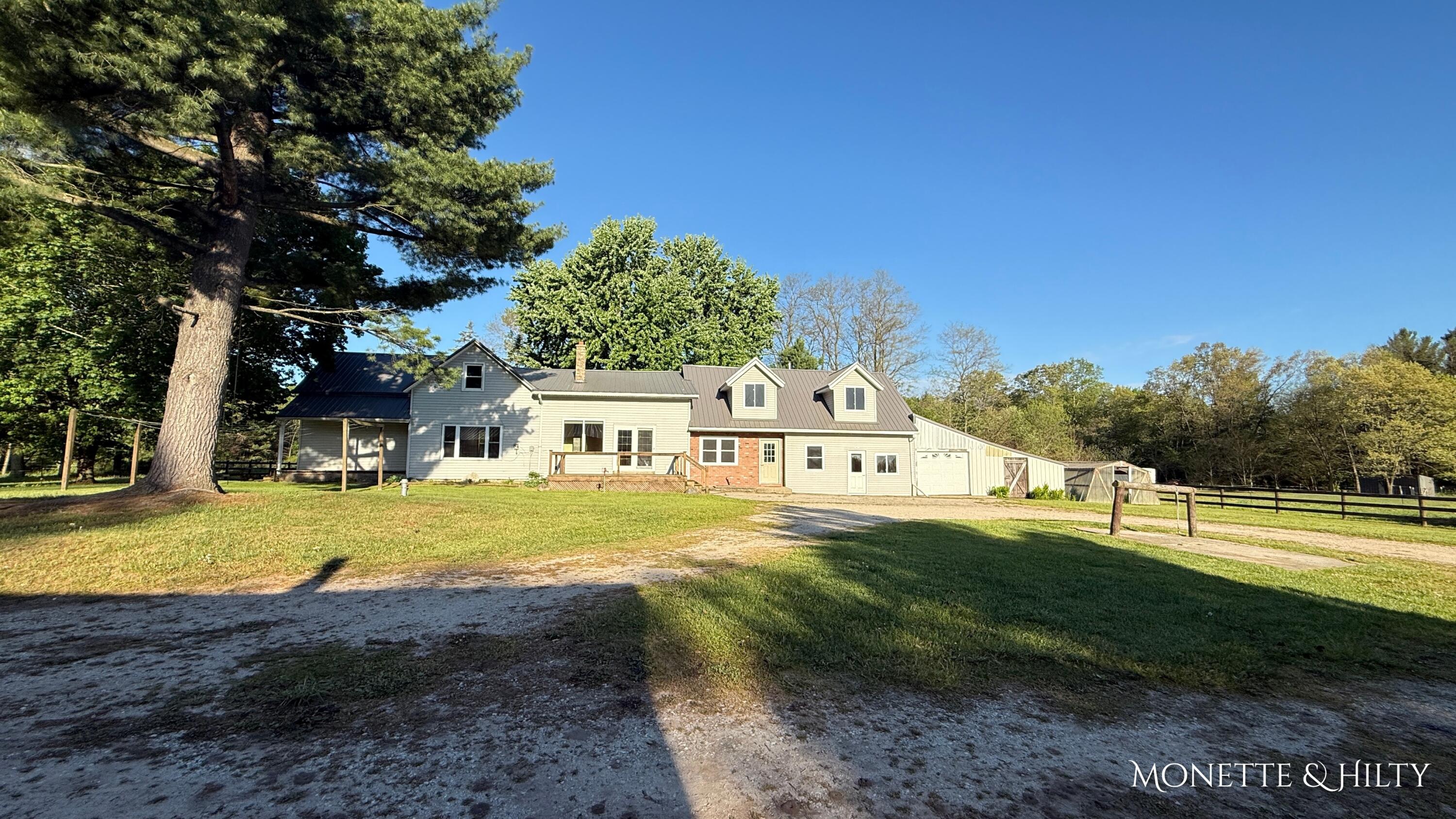 7080 Marvin Road Holton, MI 49425 - Photo 2 of 47 IMG_E5900