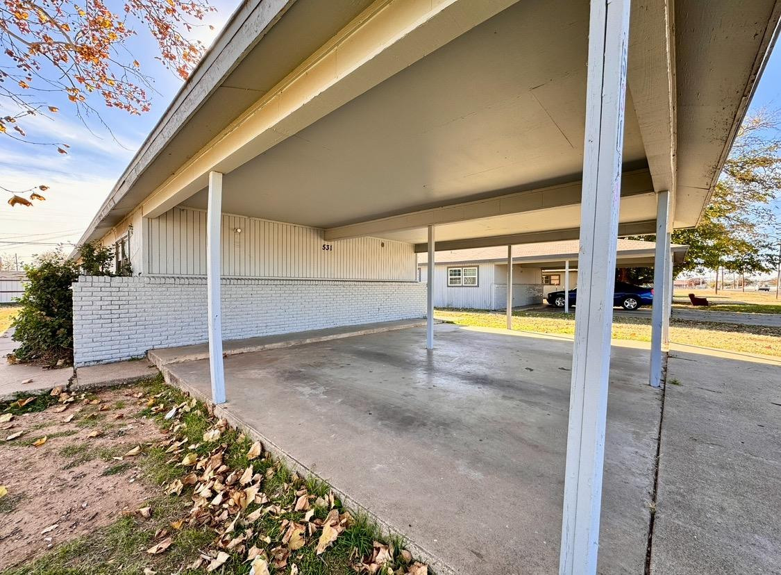 531 42nd Street Lubbock, TX 79404 - Photo 3 of 9 a view of an empty room