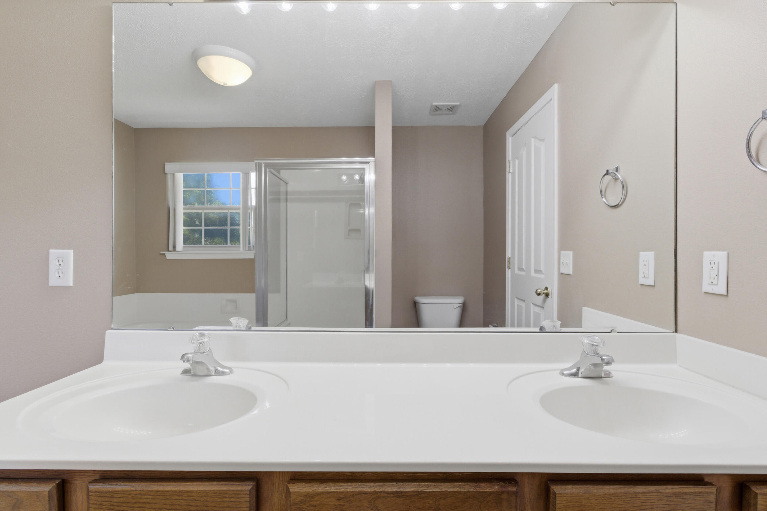 111 Miller Way Monett, MO 65708 - Photo 29 of 44 img_2948