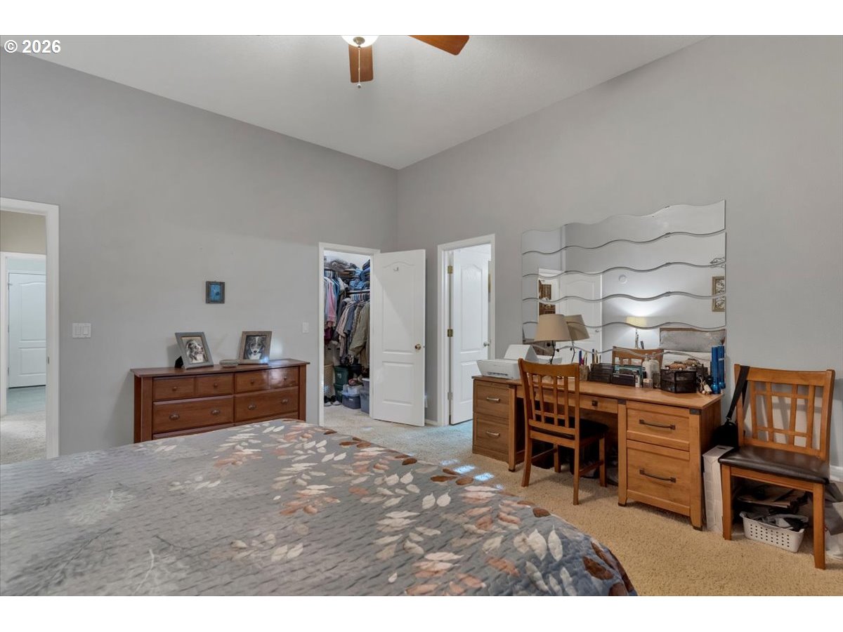 140 Gull Station Depoe Bay, OR 97341 - Photo 28 of 48 a room with furniture and a piano