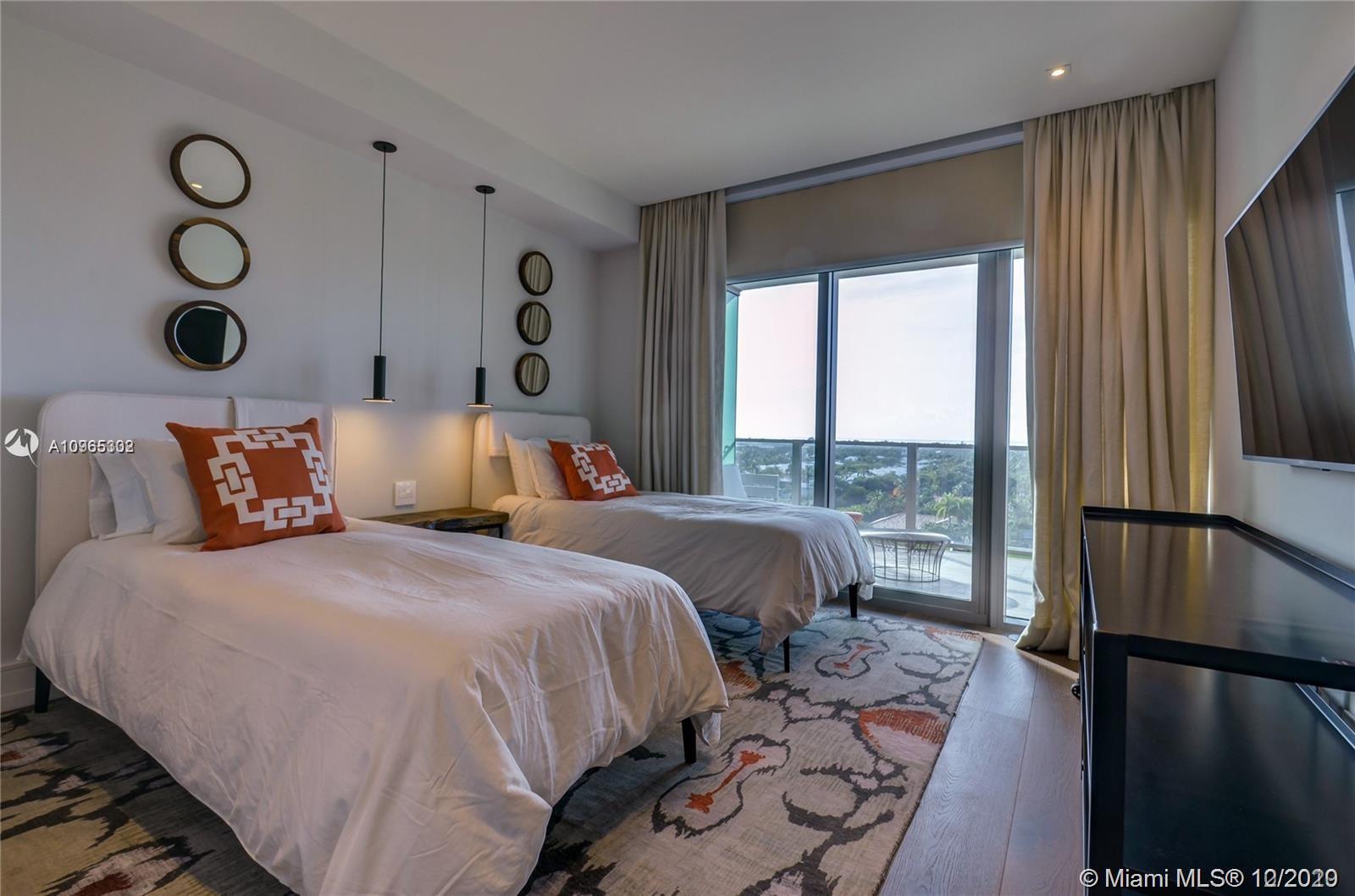 360 Ocean Drive, Unit 805S Key Biscayne, FL 33149 - Photo 13 of 16