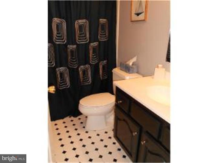 608 Halstead Road Wilmington, DE 19803 - Photo 14 of 20 Bathroom