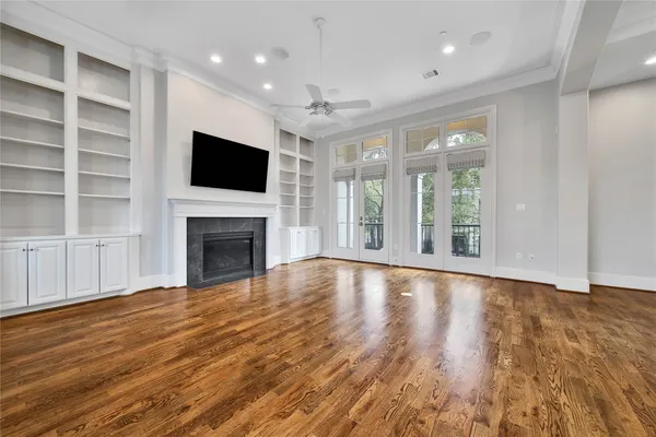 $6,000 | 3002 Mid Lane, Houston, TX 77027