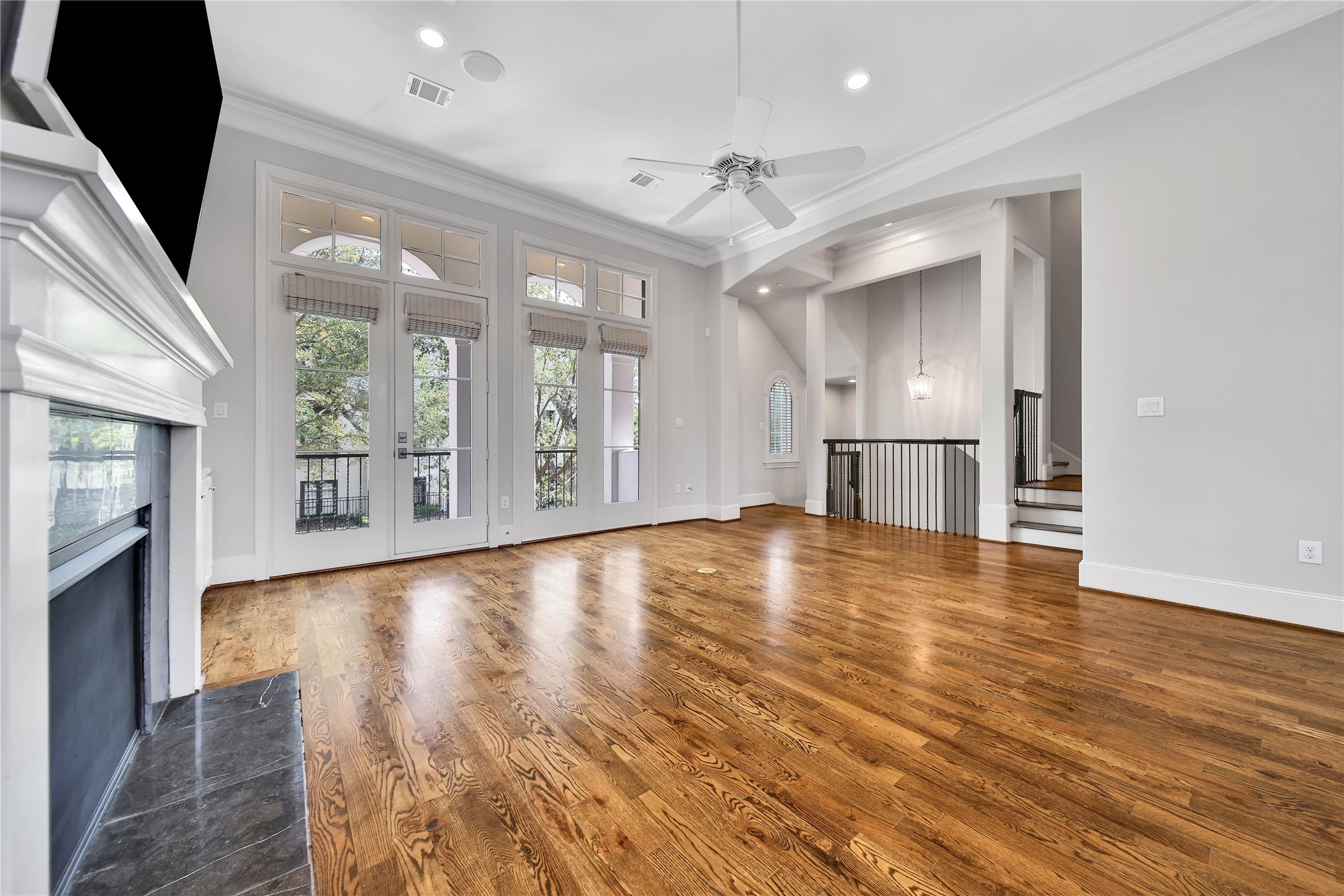 3002 Mid Lane Houston, TX 77027 - Photo 13 of 36