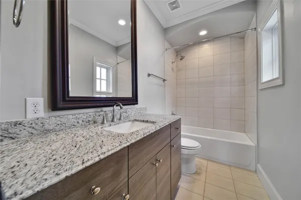 $6,000 | 3002 Mid Lane, Houston, TX 77027
