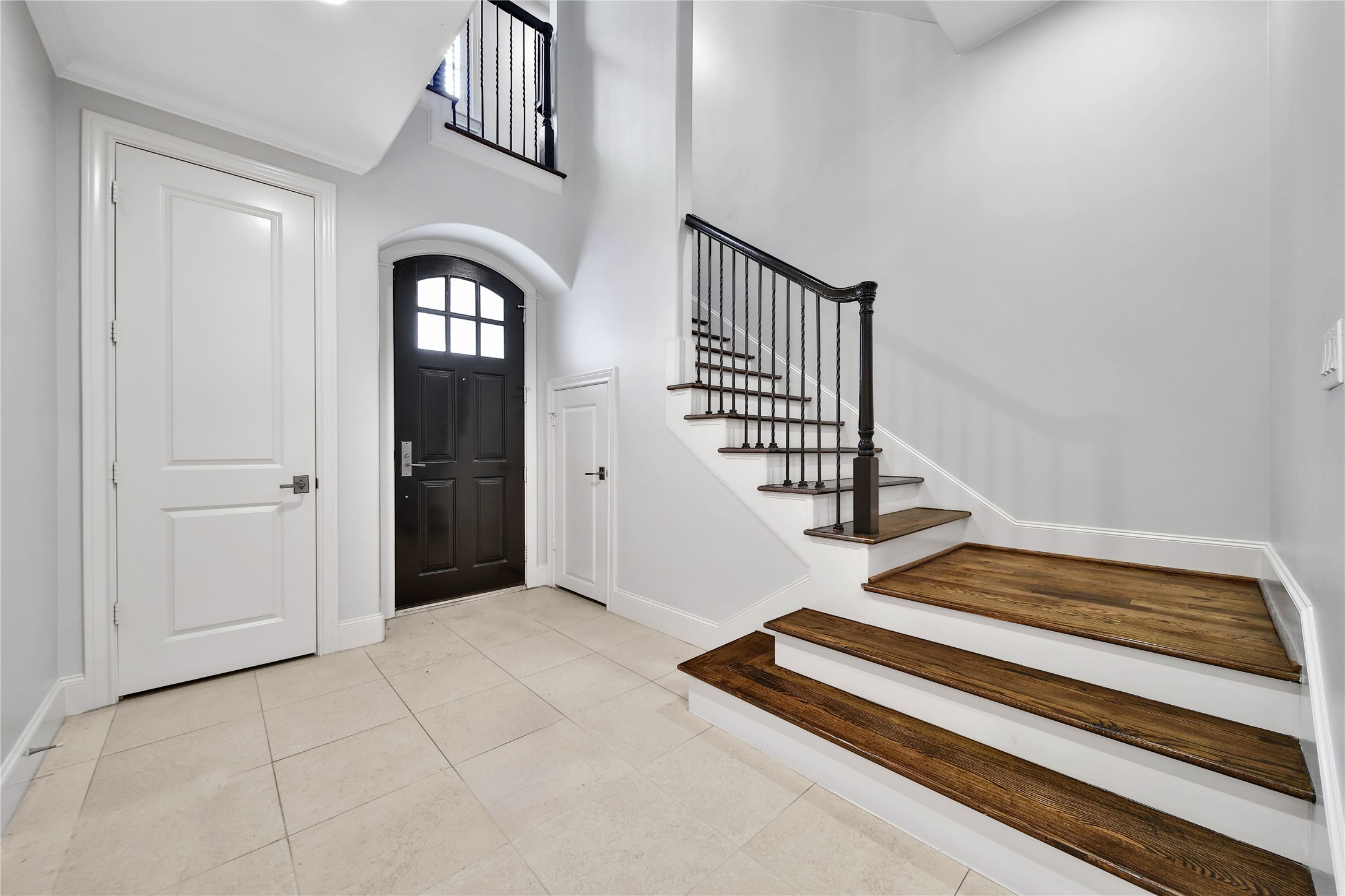 3002 Mid Lane Houston, TX 77027 - Photo 6 of 36