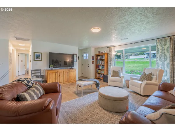 $359,000 | 612 Northeast High Street, Goldendale, WA 98620