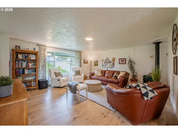 $359,000 | 612 Northeast High Street, Goldendale, WA 98620