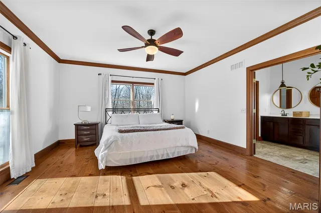 $819,000 | 2 Woodridge Drive, Defiance, MO 63341