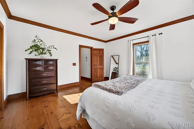 $819,000 | 2 Woodridge Drive, Defiance, MO 63341