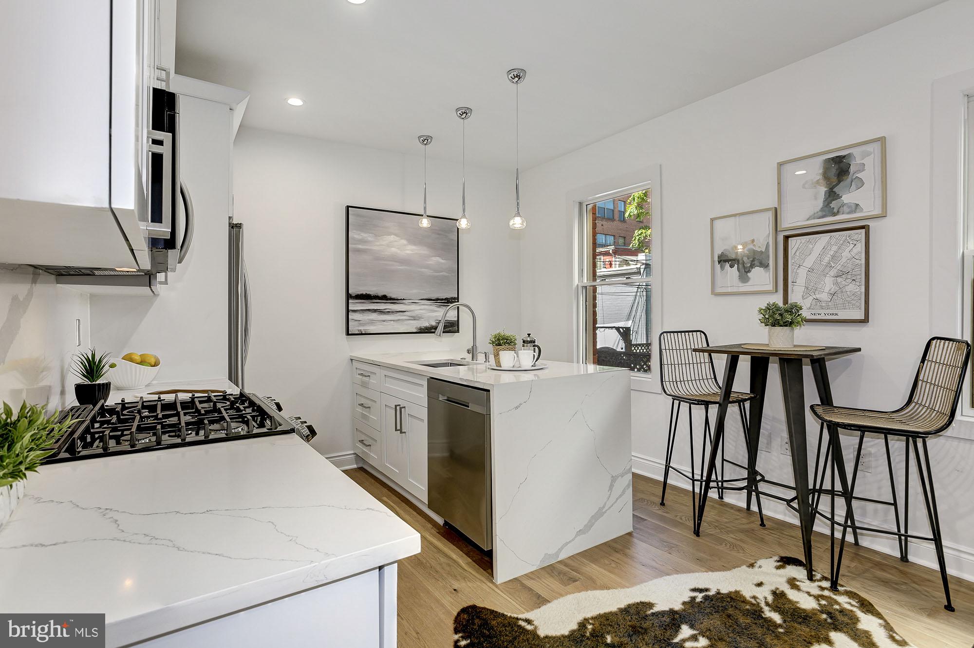 317 3rd Street Southeast, Unit 11 Washington, DC 20003 - Photo 3 of 19 Welcome to unit 11! - photo of similar unit