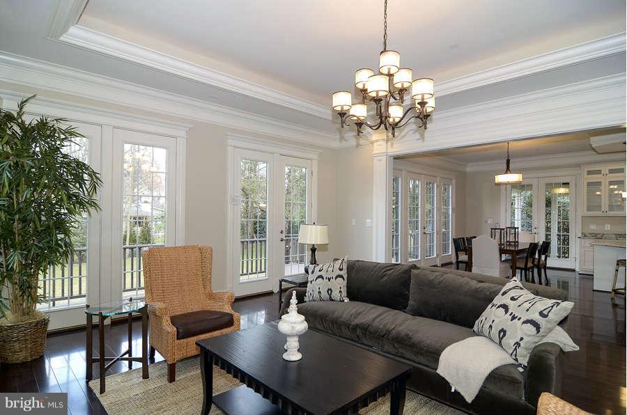 5907 Kirby Road Bethesda, MD 20817 - Photo 12 of 30 Family Room
