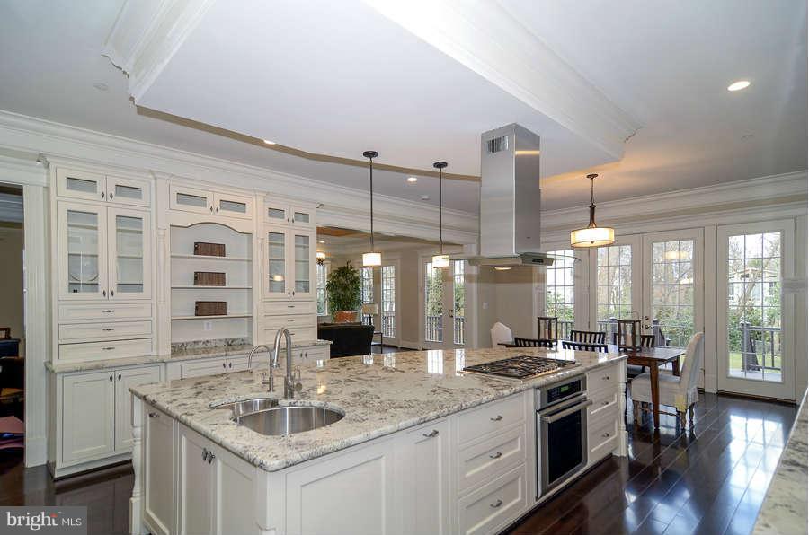 5907 Kirby Road Bethesda, MD 20817 - Photo 13 of 30 Kitchen