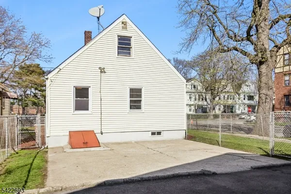 $399,000 | 43 Rhode Island Avenue, East Orange, NJ 07018