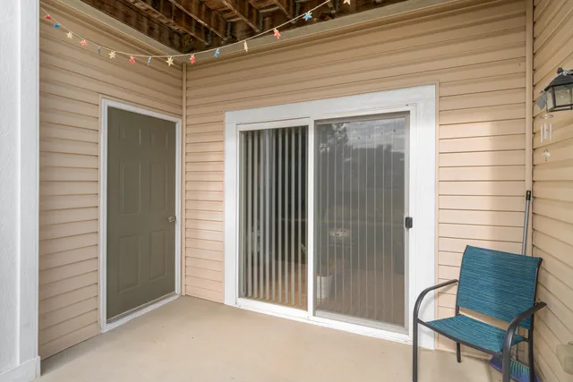 $259,900 | 618 Pineridge Drive North, Unit 618, Oswego, IL 60543