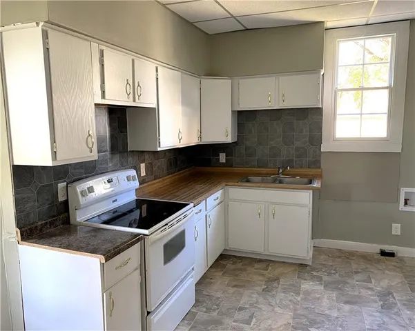 $135,000 | 112-114 West Franklin Street, St. Joseph, MO 64501