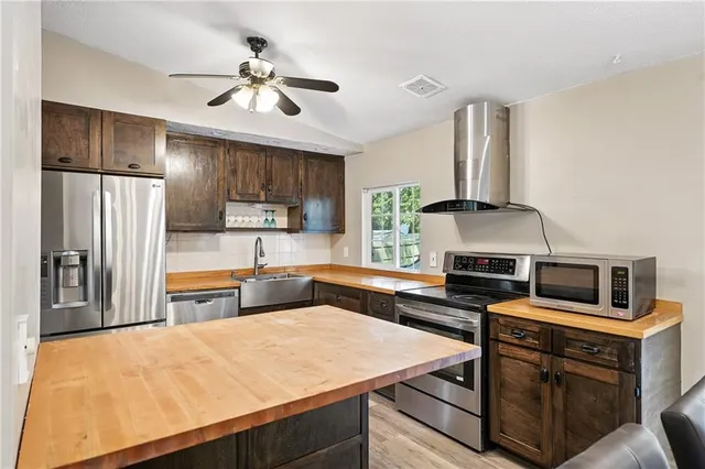 $329,000 | 2066 Powell Road, Cranberry Township, PA 16066