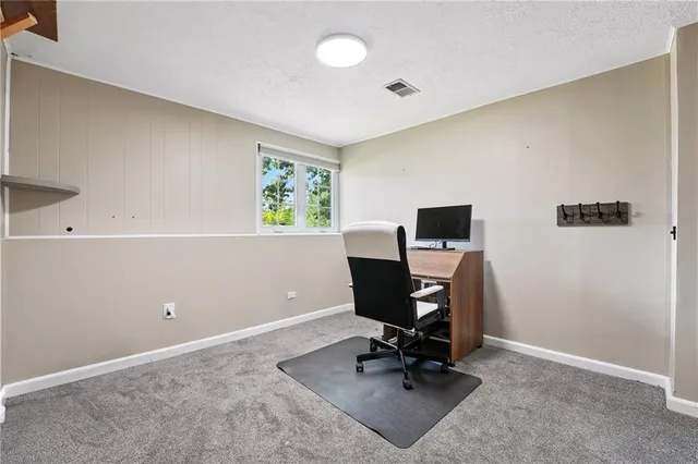 $329,000 | 2066 Powell Road, Cranberry Township, PA 16066