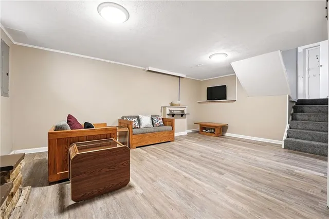 $329,000 | 2066 Powell Road, Cranberry Township, PA 16066