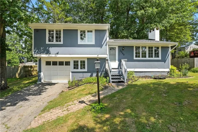 $329,000 | 2066 Powell Road, Cranberry Township, PA 16066