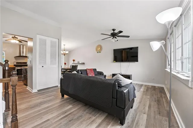 $329,000 | 2066 Powell Road, Cranberry Township, PA 16066