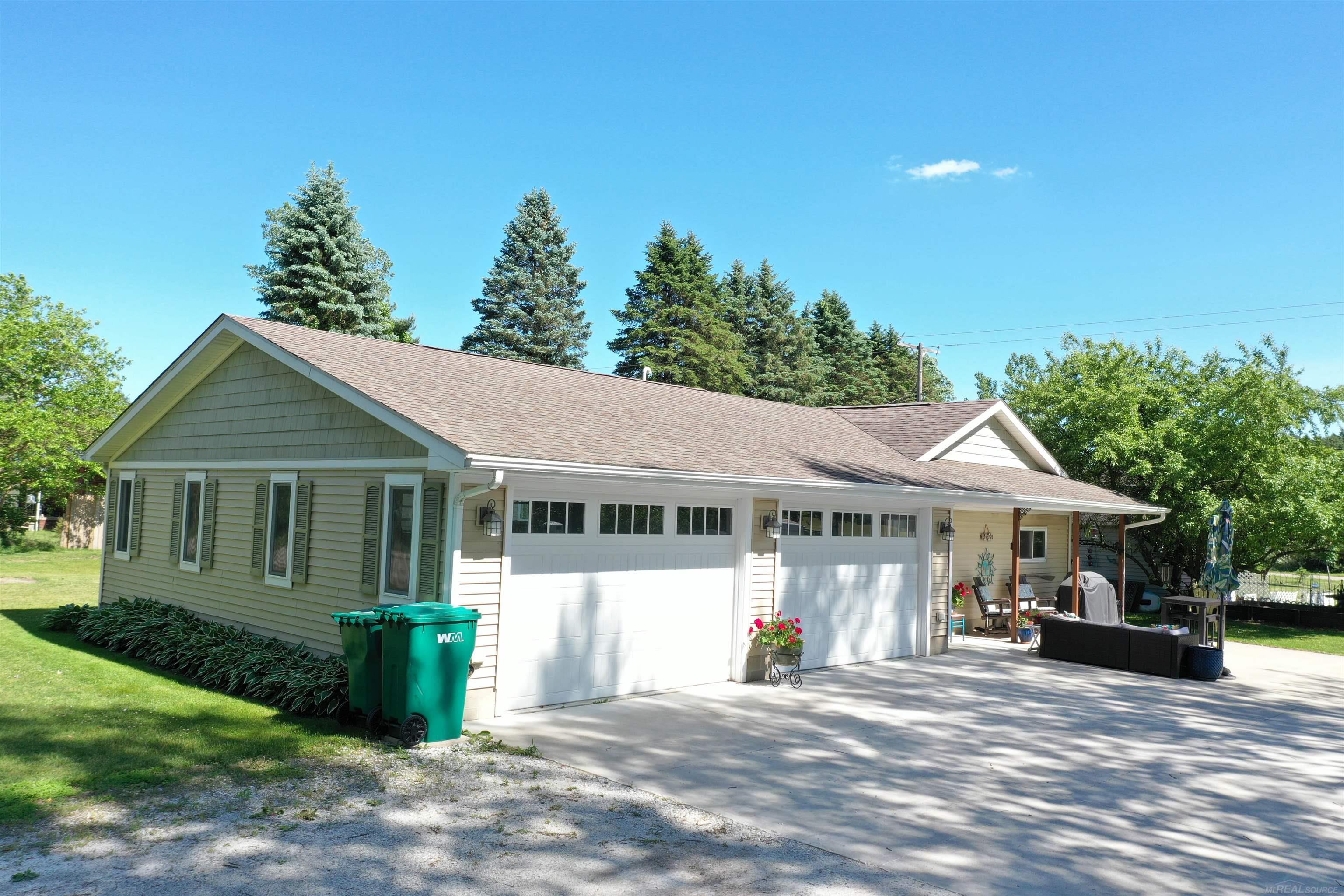 7124 Baker Road Lexington, MI 48450 - Photo 20 of 66