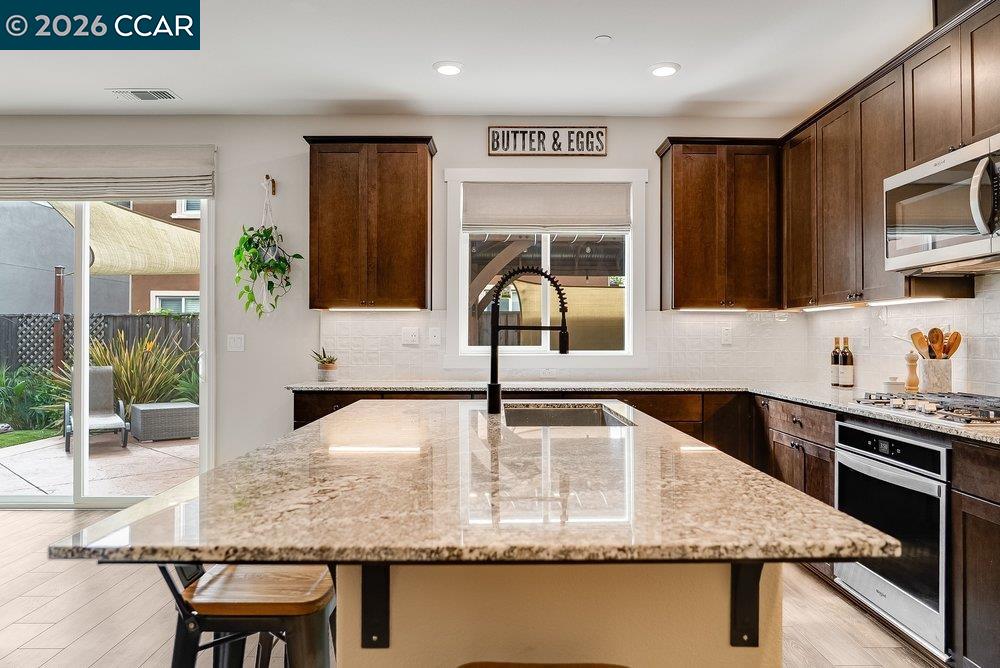 5657 Kelsey Place Rohnert Park, CA 94928 - Photo 11 of 52