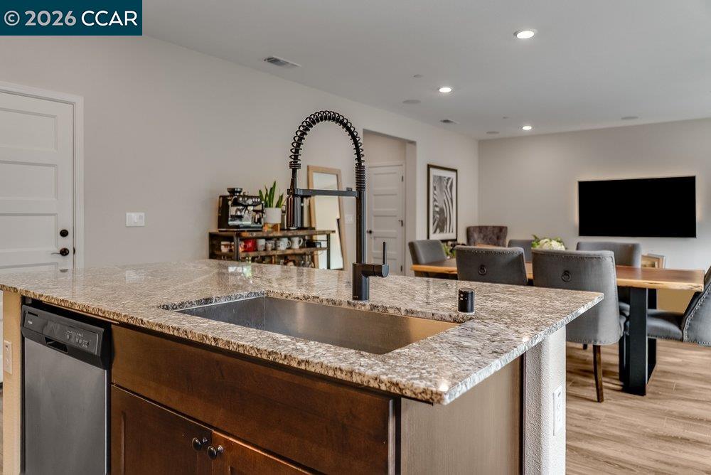 5657 Kelsey Place Rohnert Park, CA 94928 - Photo 14 of 52