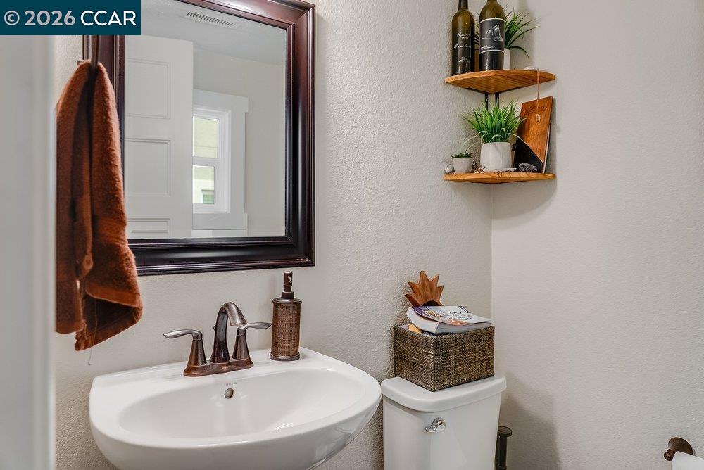 5657 Kelsey Place Rohnert Park, CA 94928 - Photo 19 of 52