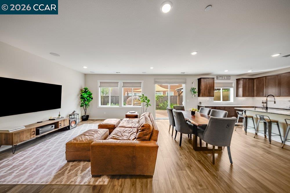 5657 Kelsey Place Rohnert Park, CA 94928 - Photo 6 of 52